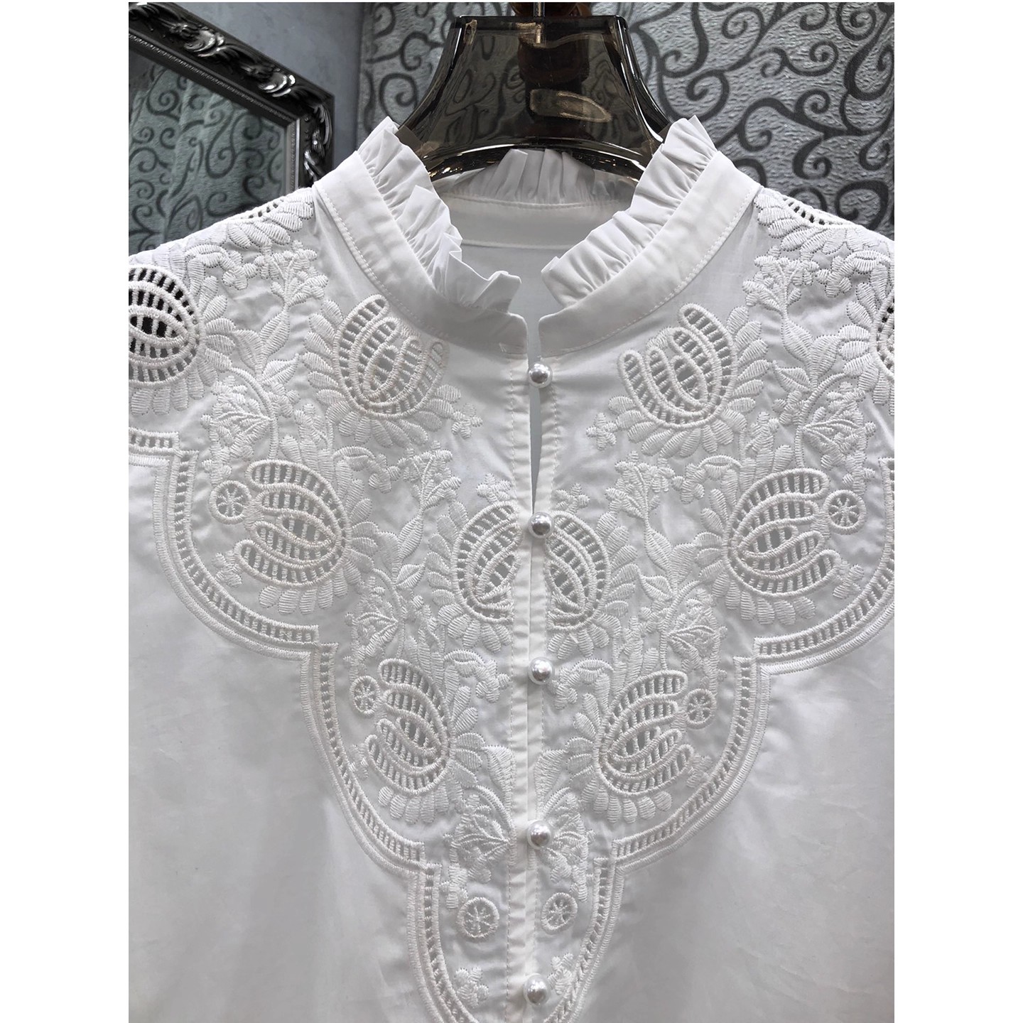 Koszule damskie ze 100% bawełn – Embroidery Free Pattern recenzja i cena