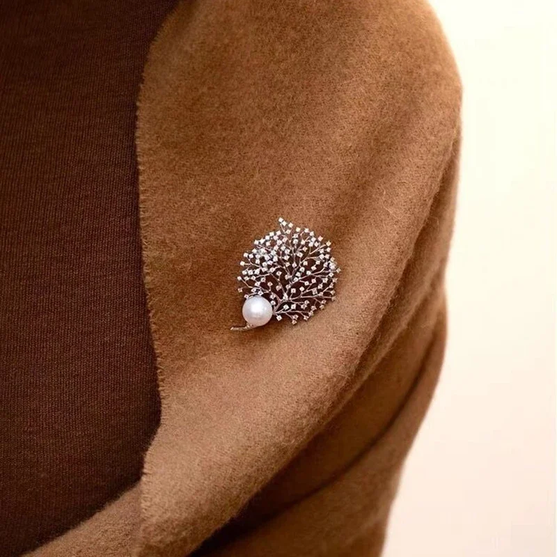 Broszka z naturalnej perły sło – Embroidery Australia recenzja i cena
